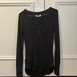 Abercrombie & Fitch Grey Women’s Long-Sleeve